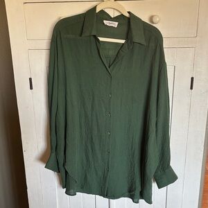 Carly Jean Los Angeles Forest Green Button Down Blouse